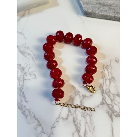 Rare Find! Red Jade Bracelet - Gold Plated over Sterling Silver - Picture 5 of 6